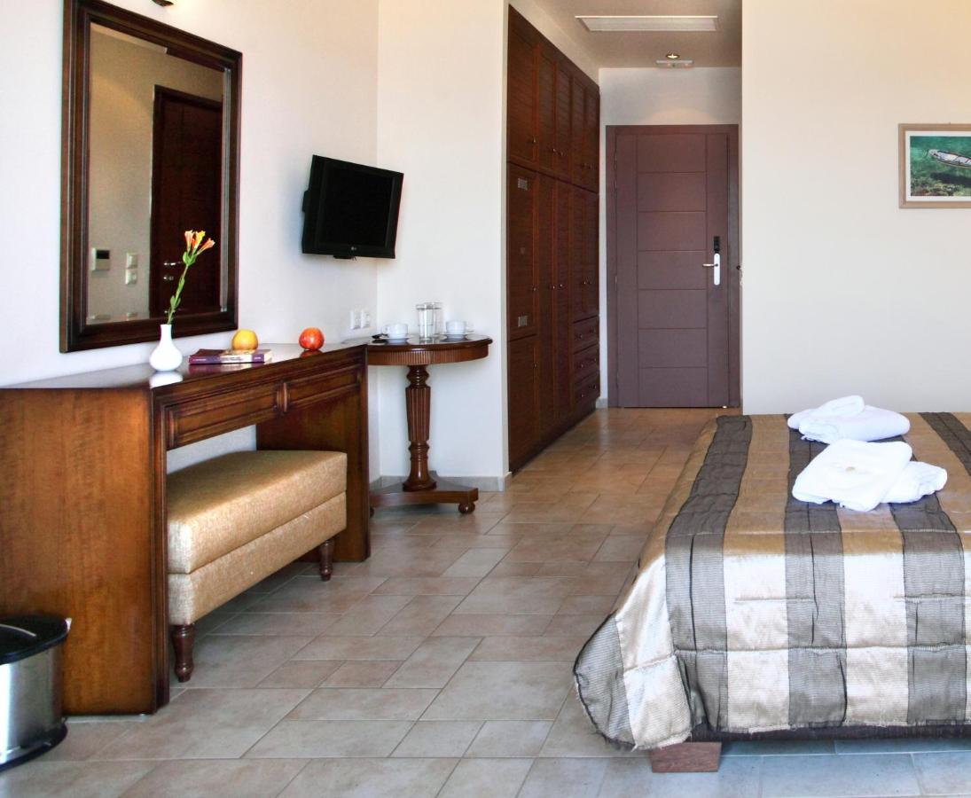 Hotel Tesoro Никиана Экстерьер фото